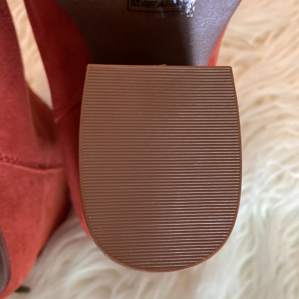 QUPID Booties never been worn size 8.5 beautiful color heel is 4” - Picture 7 of 12